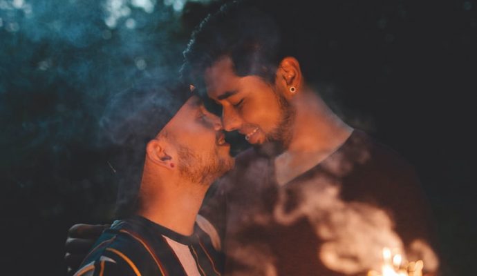 gay contact